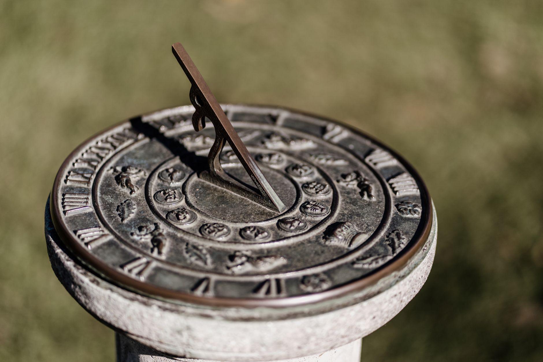 Illustration of What Ancient Calendars Reveal About How Early Societies Measured Time