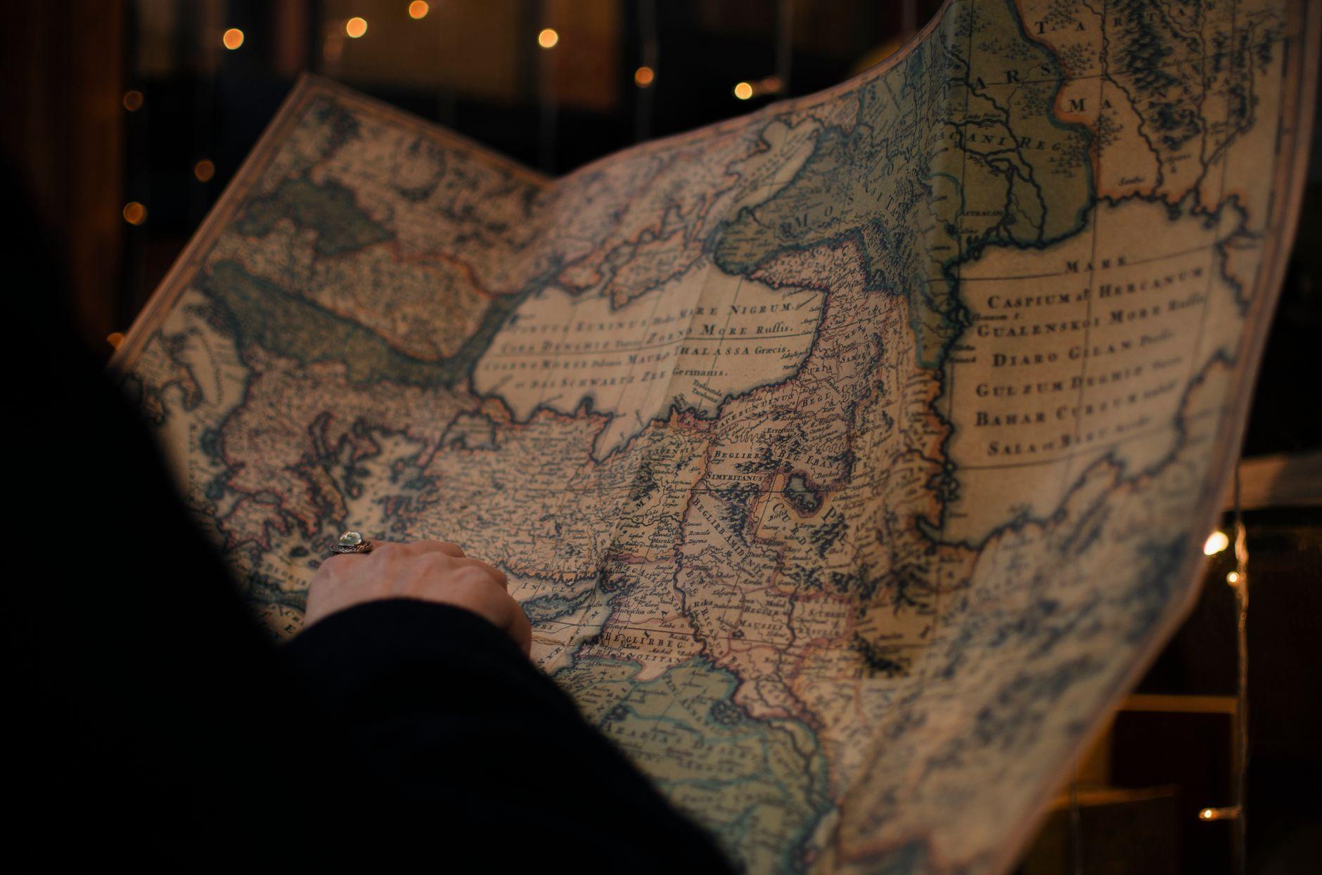 Illustration of What Ancient Trade Routes Reveal About How Ideas Spread Globally
